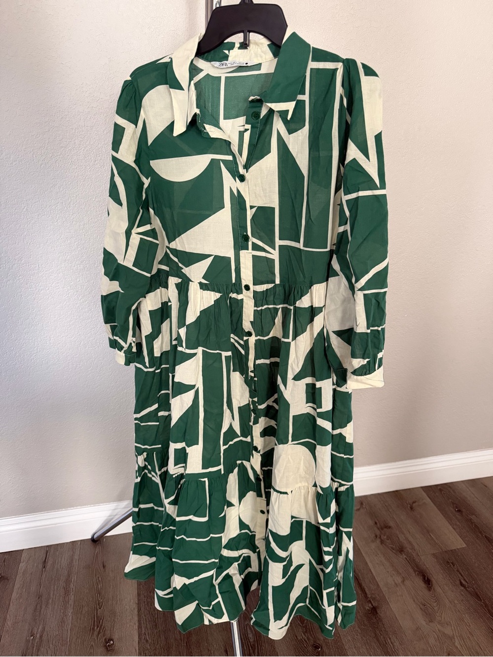 Zara Green & Cream Geometric Button-Front Midi Dress
